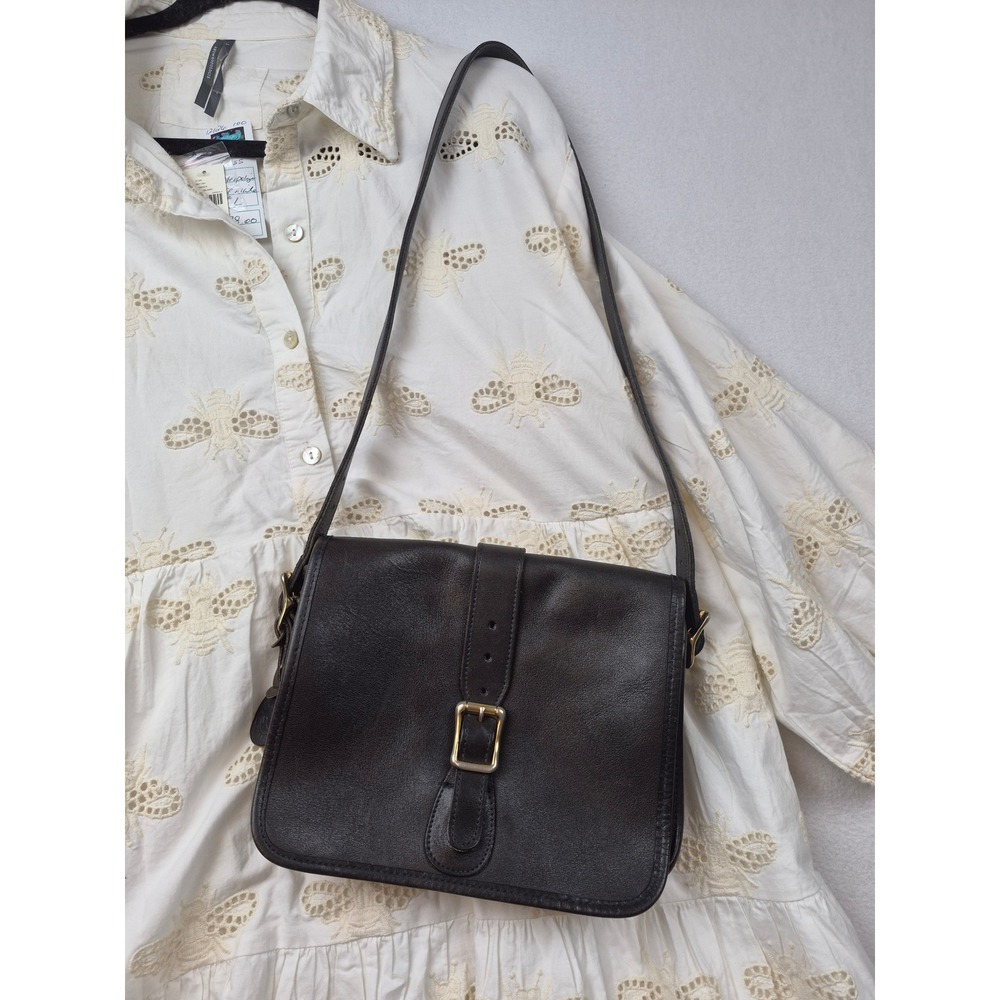 Vintage Dorcelle Black Leather Crossbody Saddle Bag Buckle‎ Flap Suede Lining